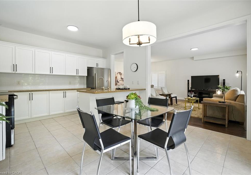 36-secinaro-avenue-hamilton-ontario-40770860