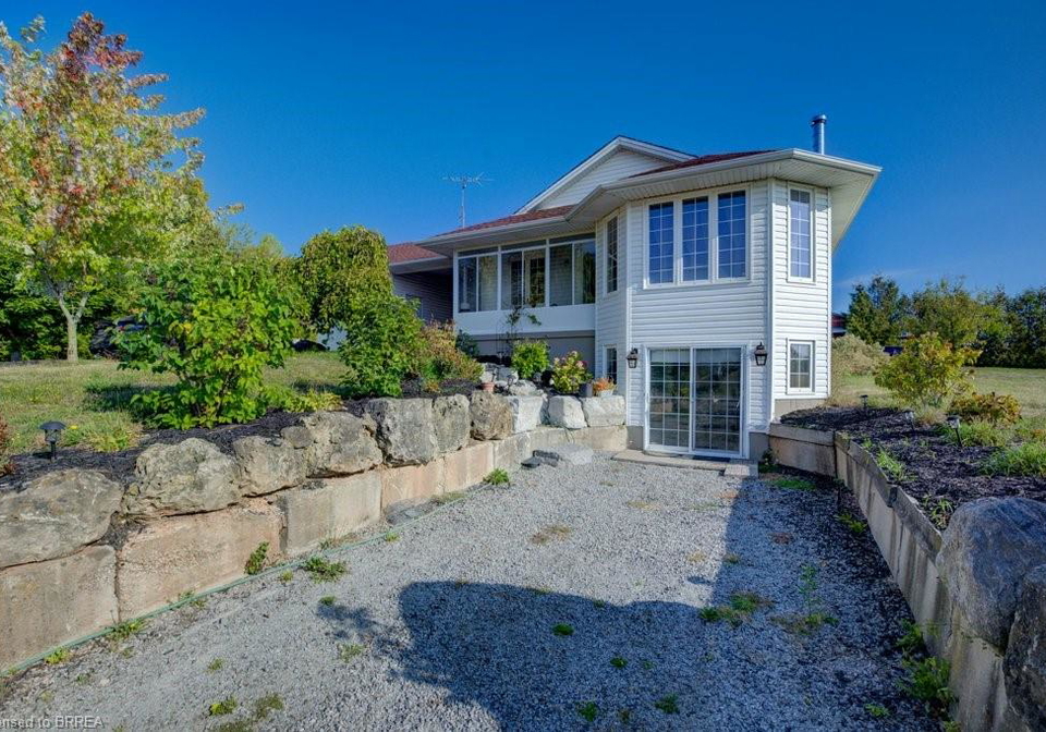 6737-highway-20-highway-smithville-ontario-40770870