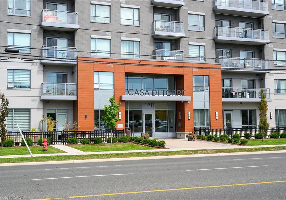 121-highway-8-stoney-creek-ontario-40770874