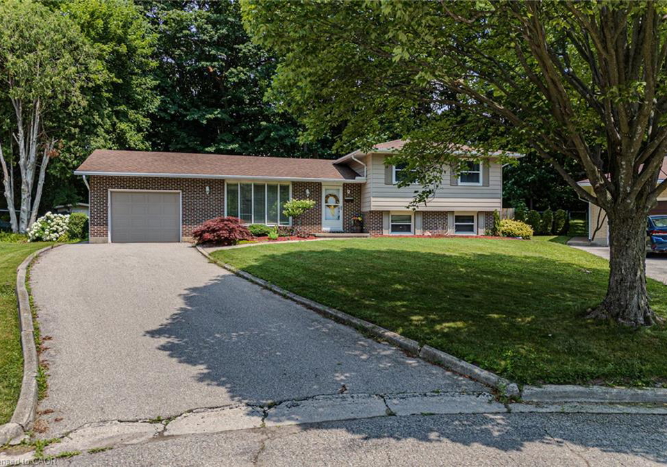 9-eden-place-simcoe-ontario-40770891