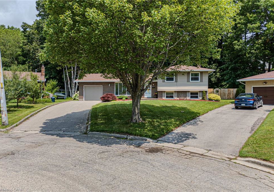 9-eden-place-simcoe-ontario-40770891