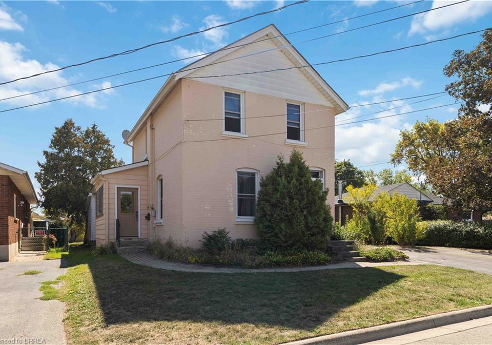 50-graham-avenue-brantford-ontario-40770981