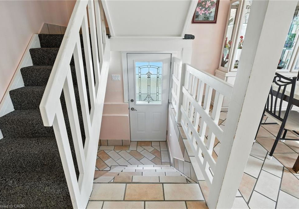 39-clayburn-avenue-st-catharines-ontario-40770990
