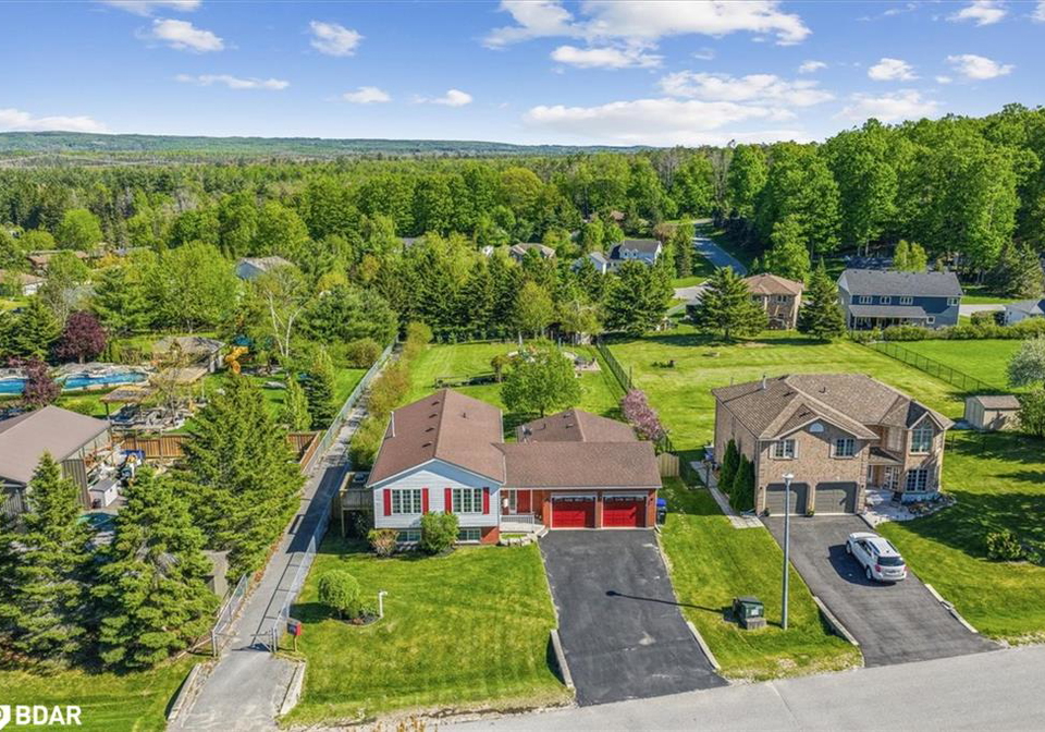 54-marlow-circle-hillsdale-ontario-40771025