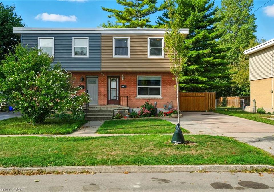 11-eastvale-place-hamilton-ontario-40771048