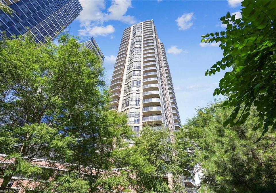 33-sheppard-avenue-toronto-ontario-40771052