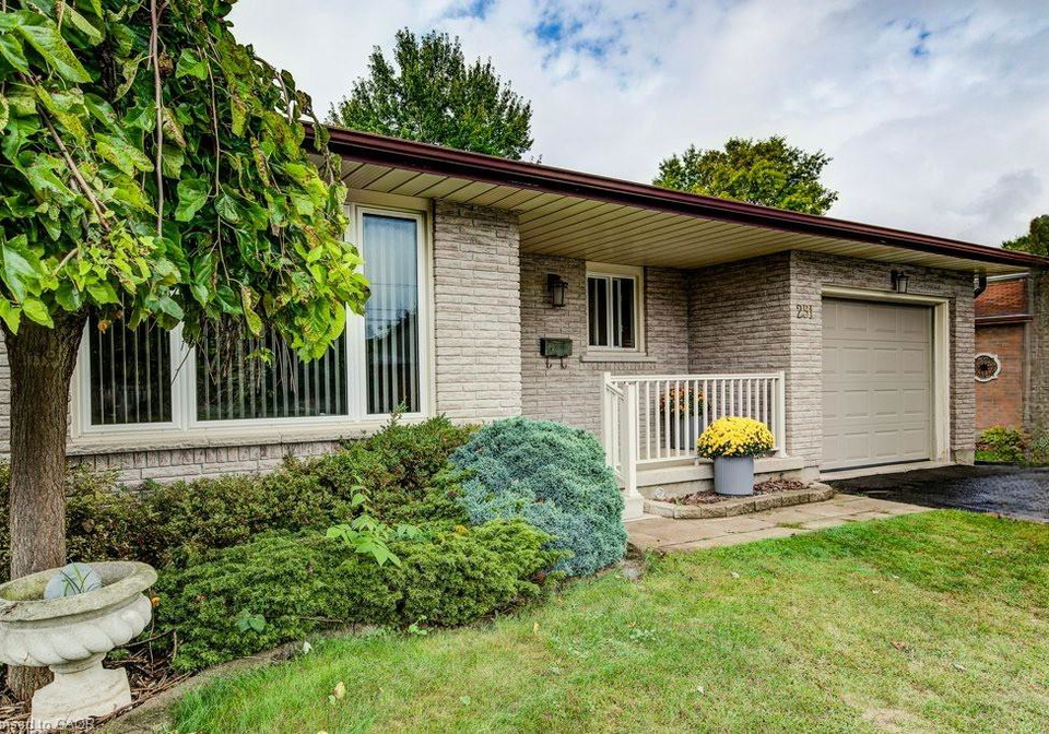 291-biehn-drive-kitchener-ontario-40771065