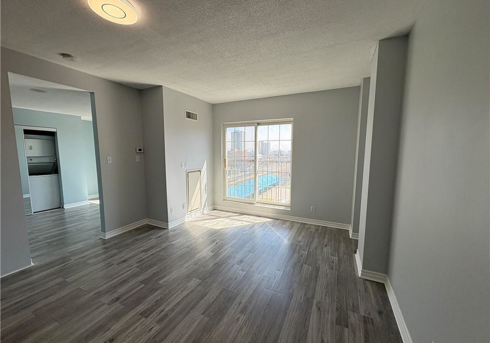 135-james-street-s-hamilton-ontario-40771119