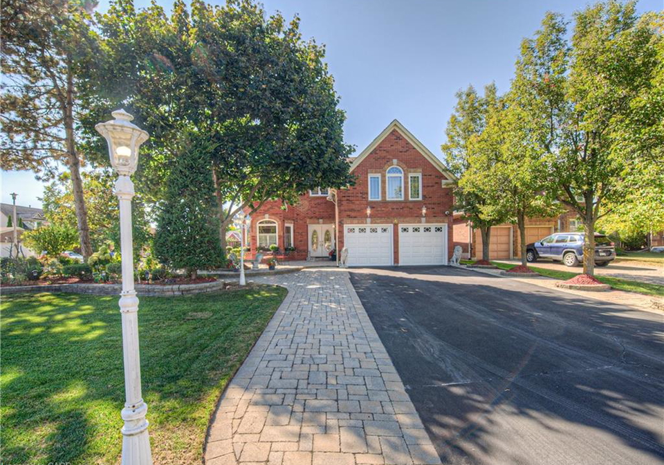 6-osprey-court-cambridge-ontario-40771122