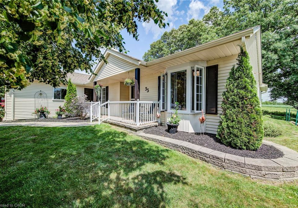 33-summit-crescent-new-hamburg-ontario-40771132