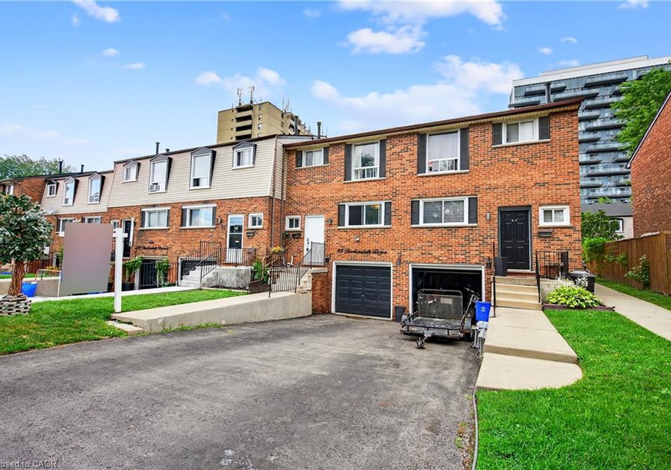 75-berkindale-drive-hamilton-ontario-40771146