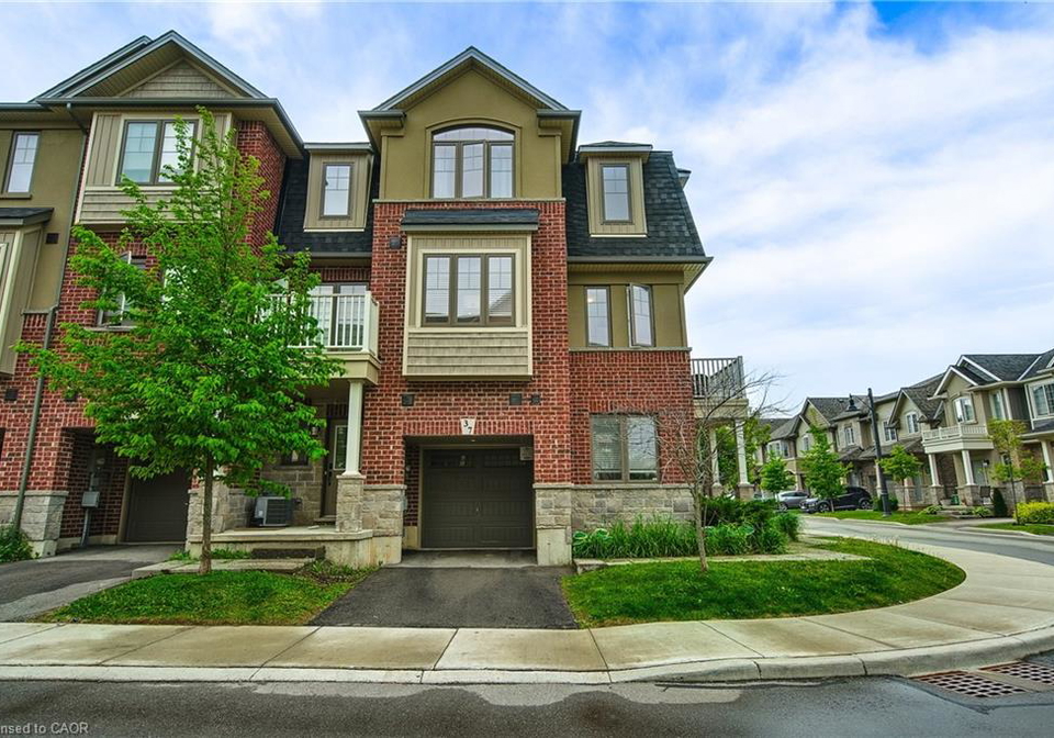 37-marr-lane-ancaster-ontario-40771147