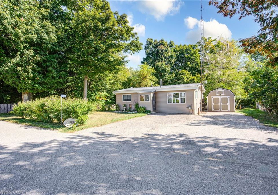 29-oxford-road-innerkip-ontario-40771167