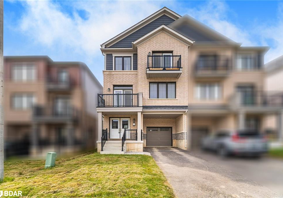 33-granville-crescent-caledonia-ontario-40771209