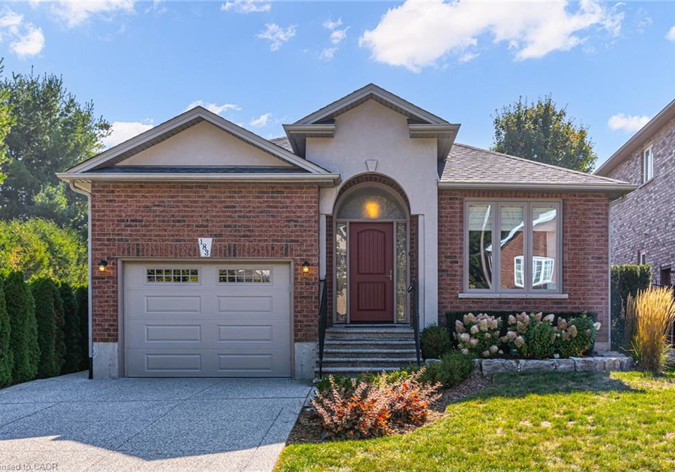 183-valridge-drive-ancaster-ontario-40771263