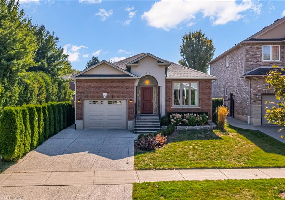 183-valridge-drive-ancaster-ontario-40771263