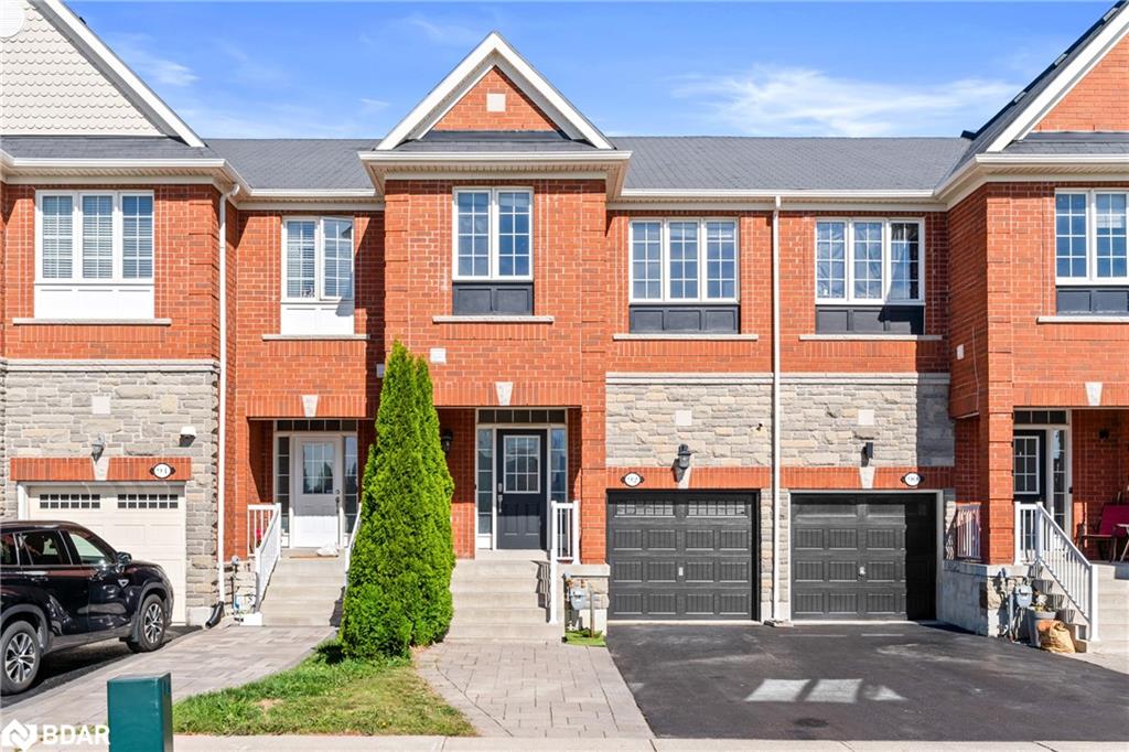 92-mccann-crescent-bradford-ontario-40771406