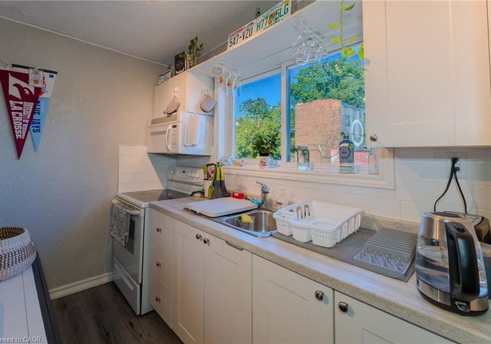 1113-main-street-e-hamilton-ontario-40771410