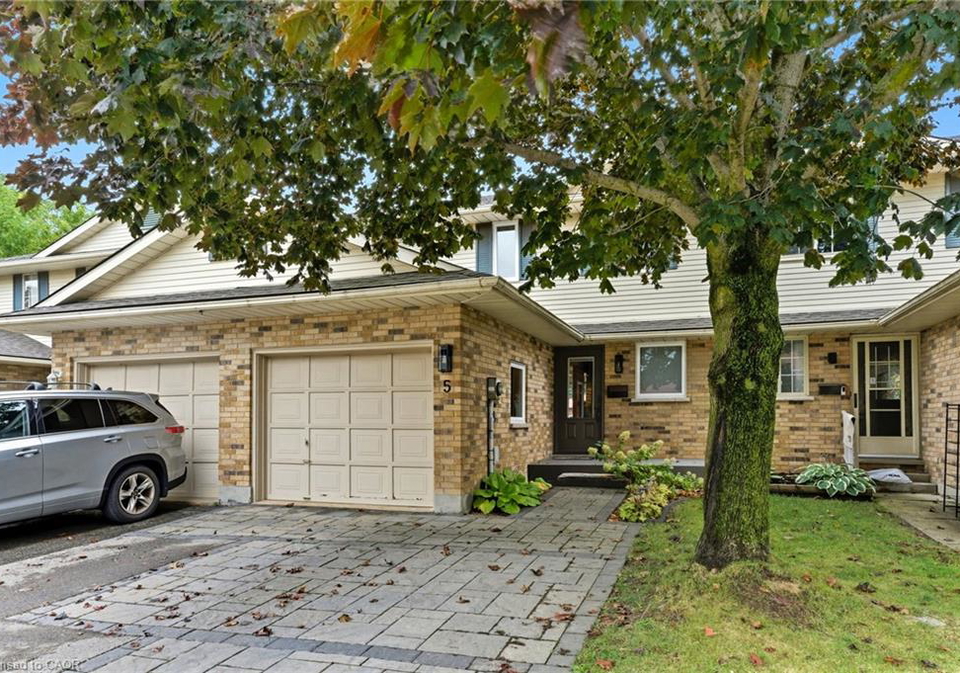 5-snyder-avenue-n-elmira-ontario-40771514