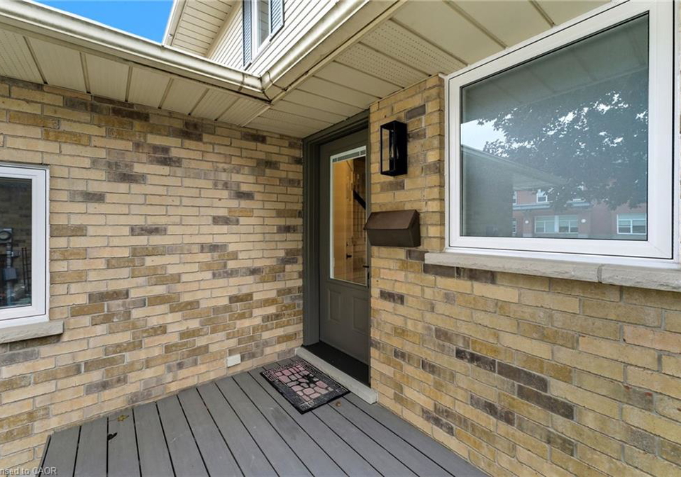 5-snyder-avenue-n-elmira-ontario-40771514