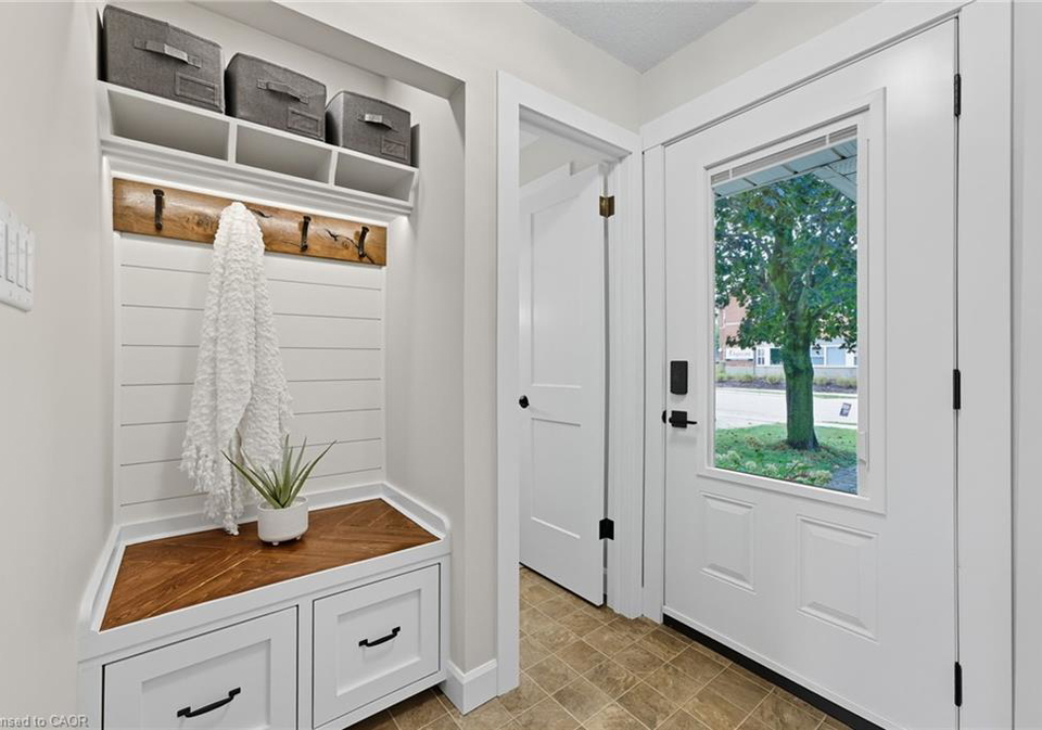 5-snyder-avenue-n-elmira-ontario-40771514