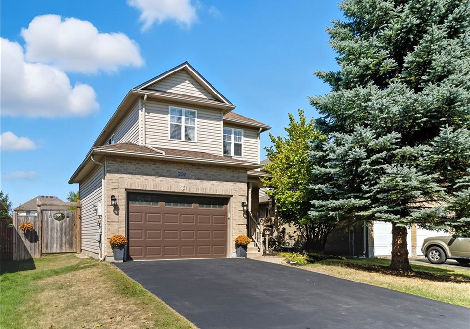 202-hilltop-drive-ayr-ontario-40771603