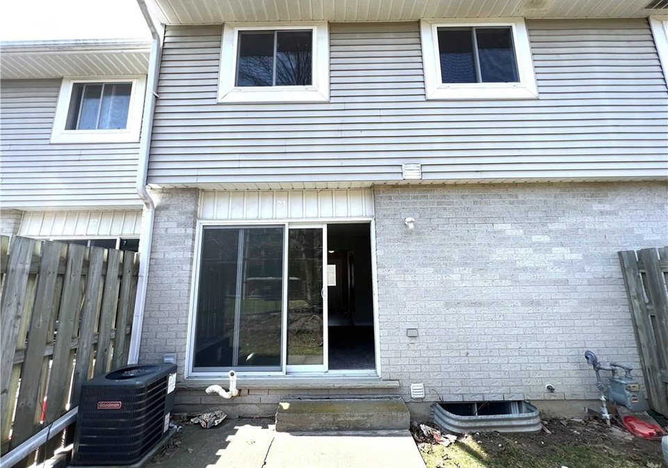 125-sekura-crescent-cambridge-ontario-40771752