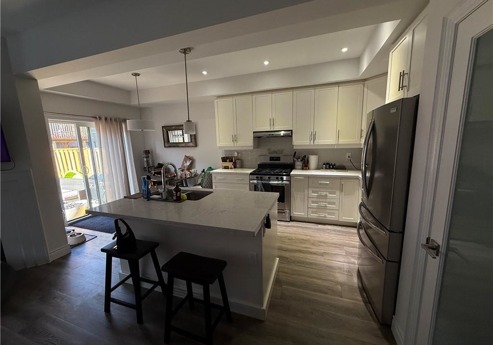 53-southam-lane-hamilton-ontario-40771830