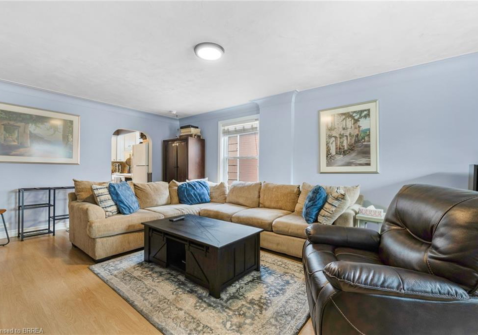 127-superior-street-brantford-ontario-40771837