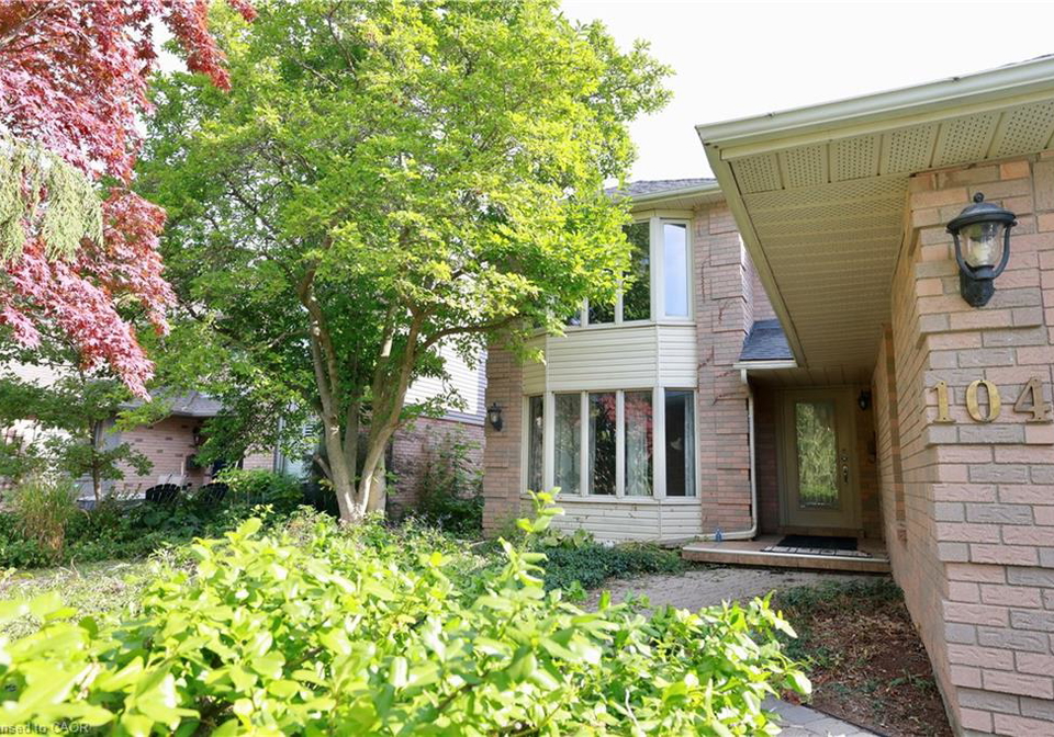 104-woodbend-crescent-waterloo-ontario-40771851