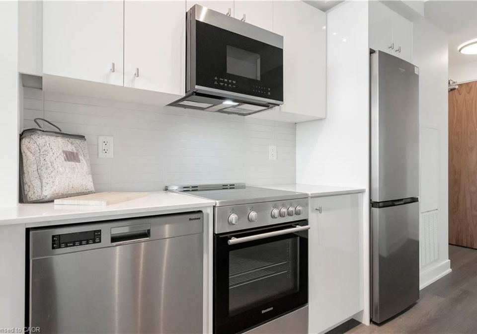 25-wellington-street-s-kitchener-ontario-40771878