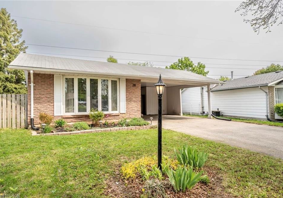 38-jay-court-kitchener-ontario-40771901