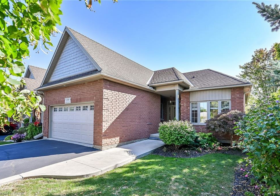 139-stirling-street-caledonia-ontario-40771939