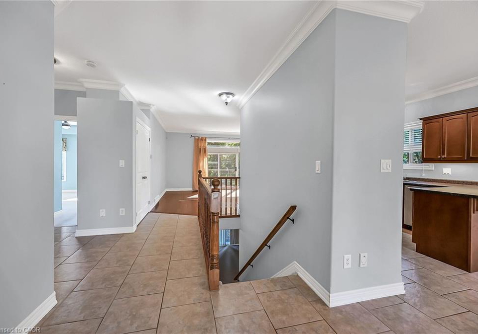 139-stirling-street-caledonia-ontario-40771939