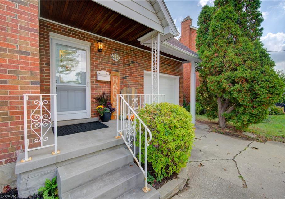 48-east-avenue-kitchener-ontario-40771958