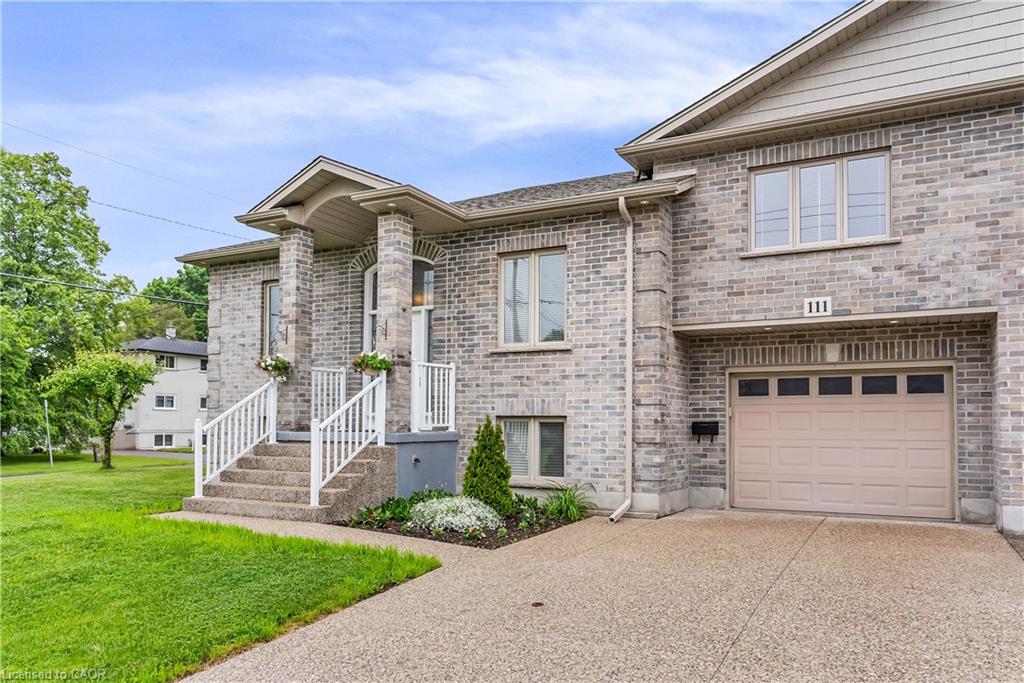 111-schweitzer-street-kitchener-ontario-40772015