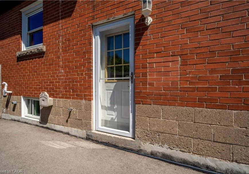 42-east-41st-street-hamilton-ontario-40772027