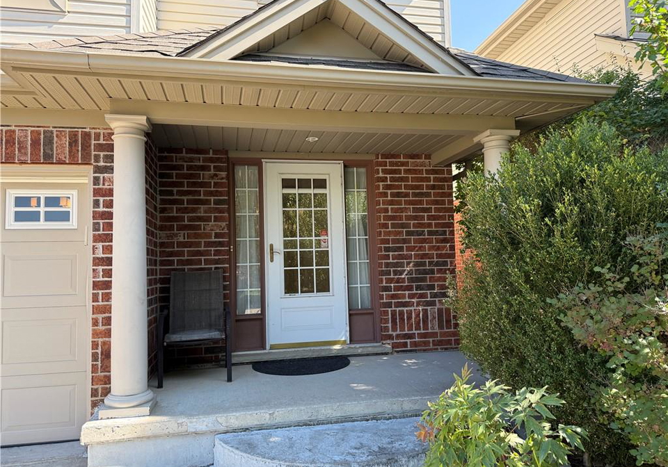 713-grand-banks-drive-waterloo-ontario-40772064