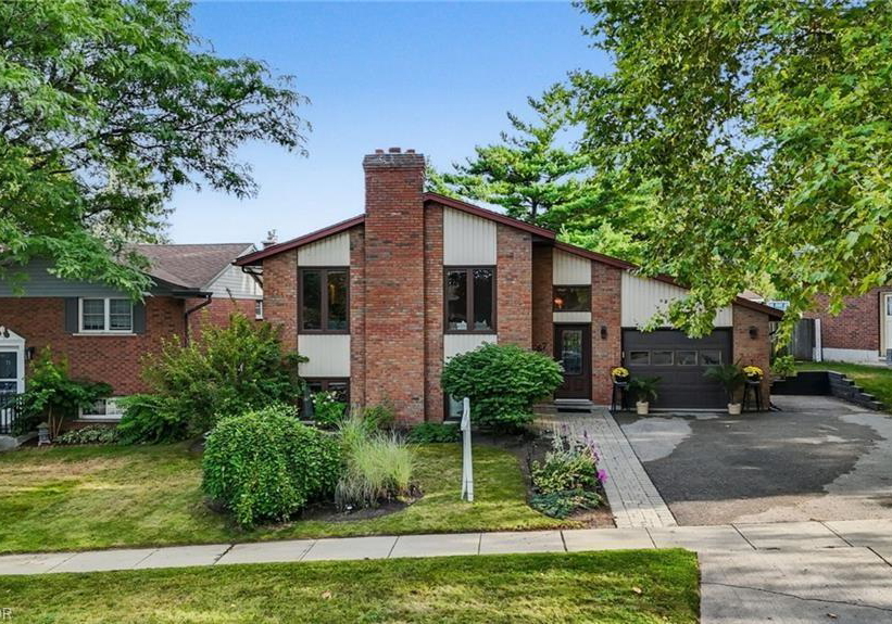 67-westbury-crescent-cambridge-ontario-40772090