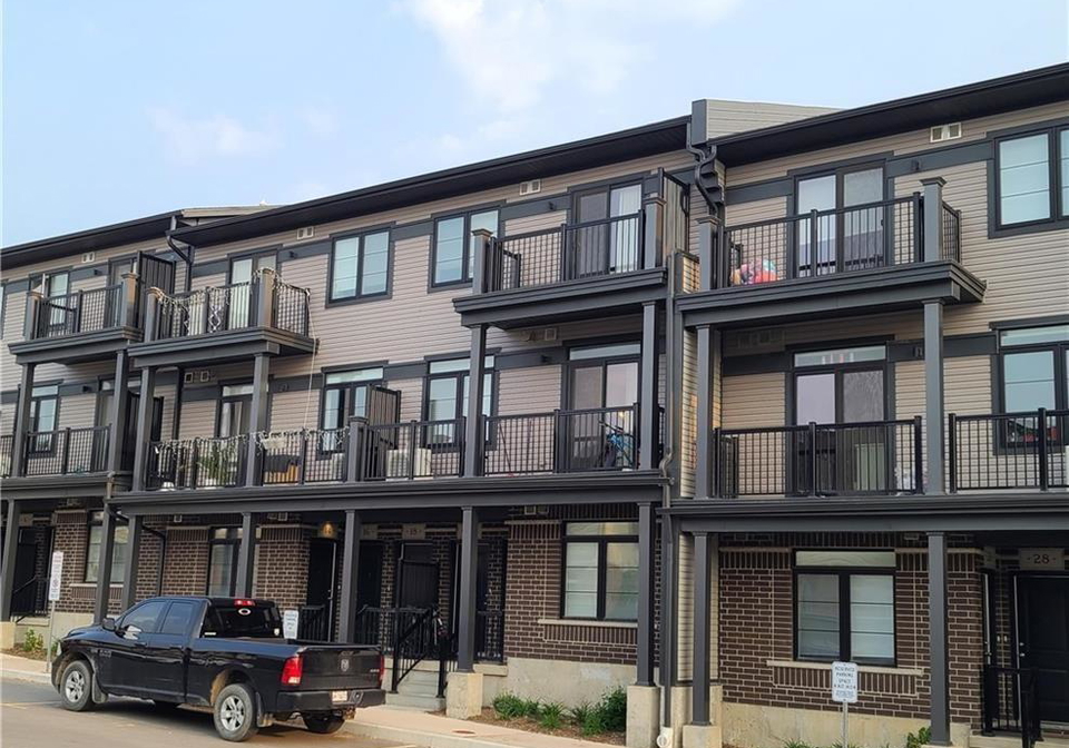 22-wheat-lane-kitchener-ontario-40772157