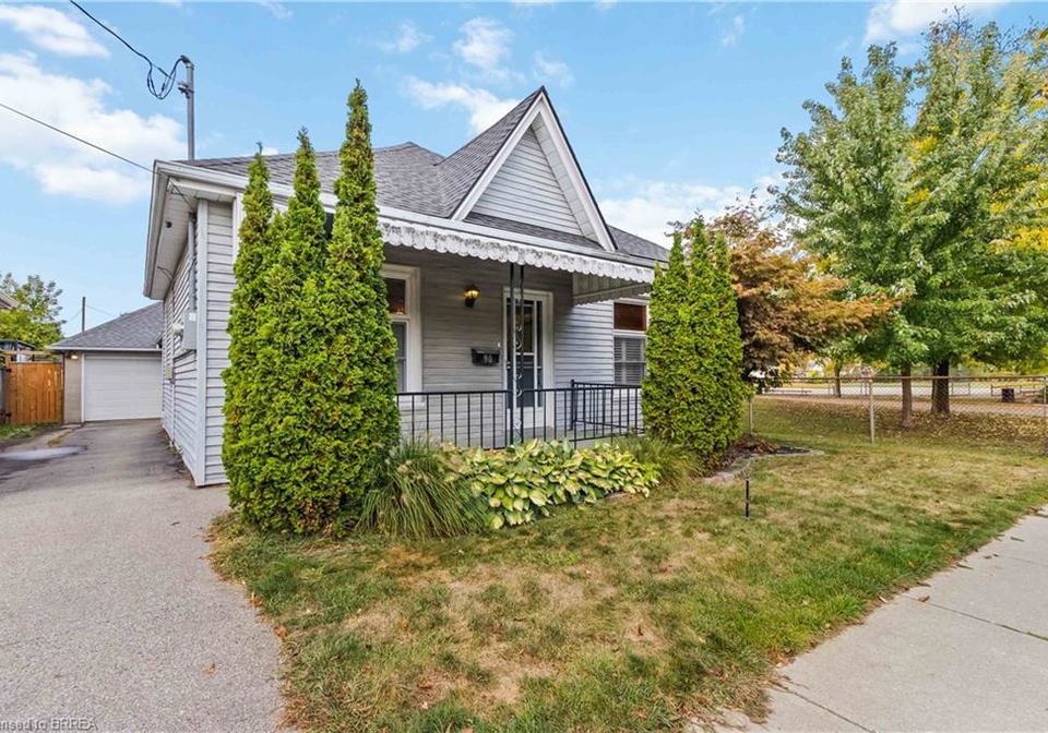 90-grand-street-brantford-ontario-40772159