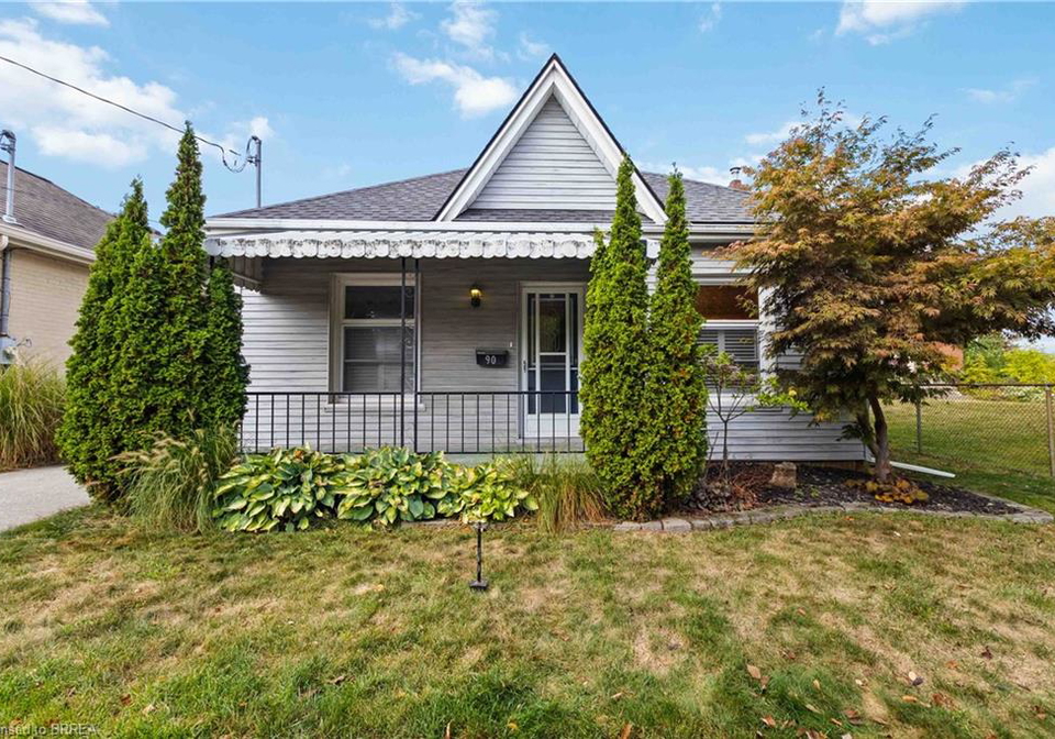 90-grand-street-brantford-ontario-40772159