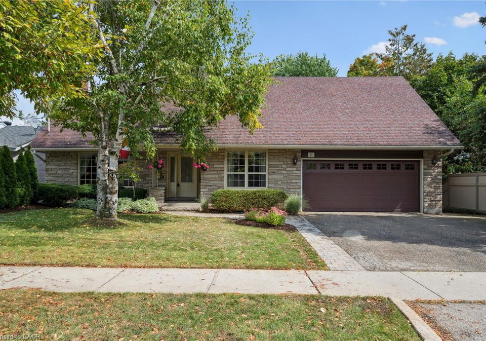 46-larkspur-crescent-kitchener-ontario-40772190