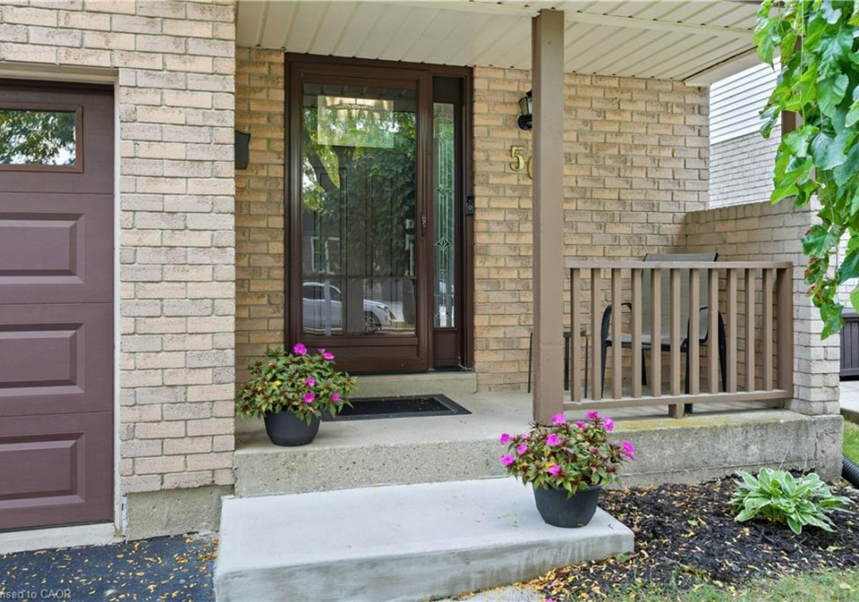 56-muscot-drive-hamilton-ontario-40772270