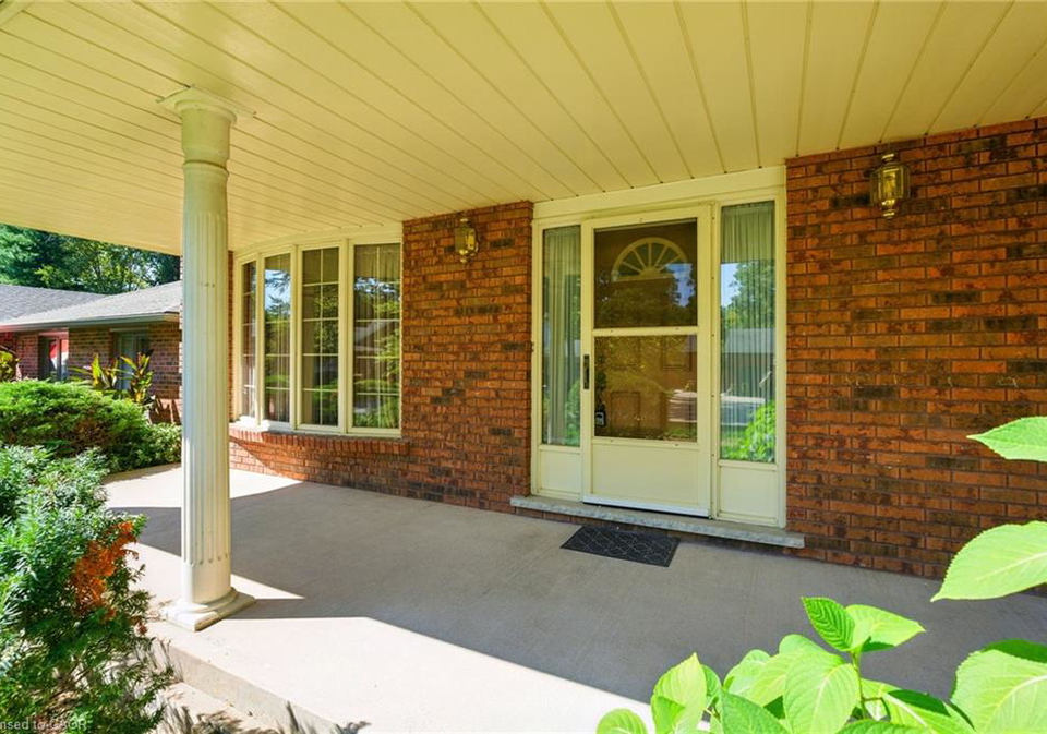 32-deerpark-crescent-fonthill-ontario-40772303