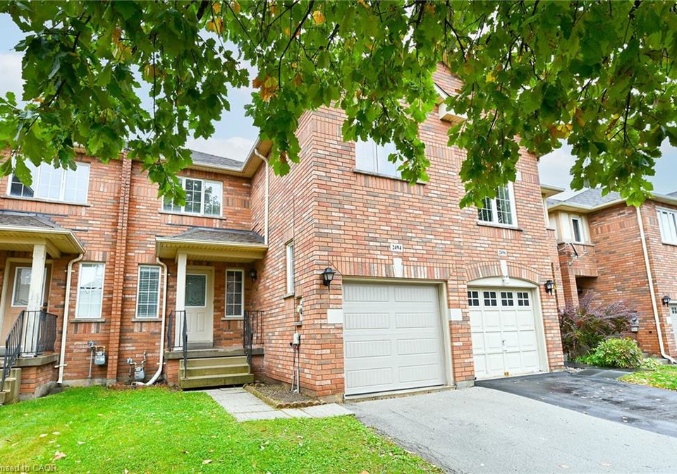2494-newcastle-crescent-oakville-ontario-40772310