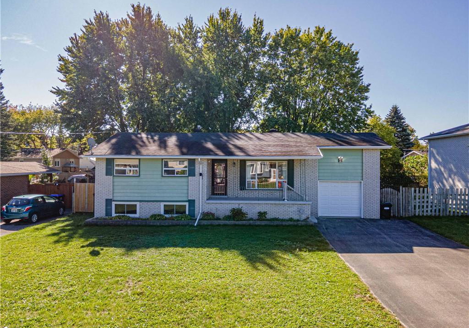 6-sandsprings-crescent-angus-ontario-40772343