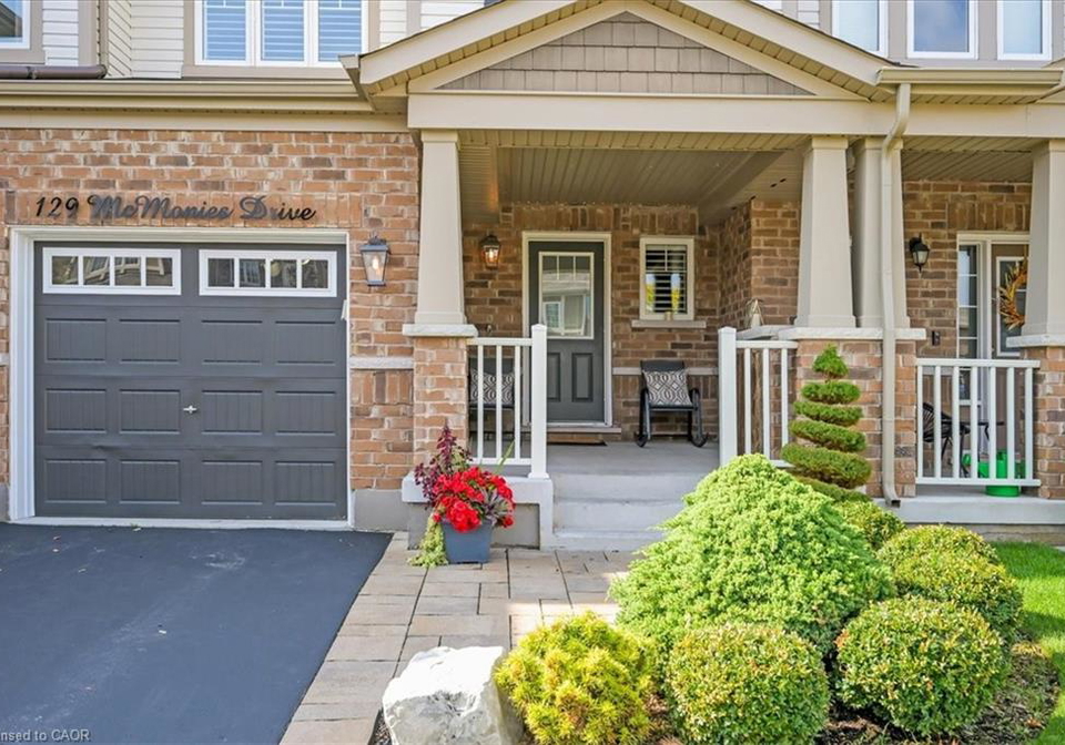 129-mcmonies-drive-waterdown-ontario-40772442
