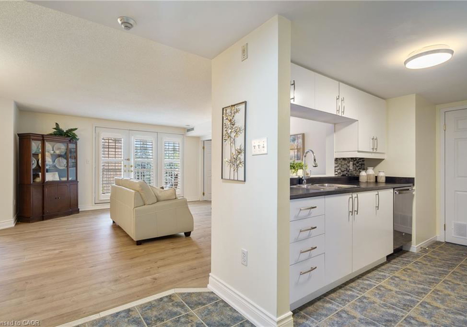 216-plains-road-w-burlington-ontario-40772578