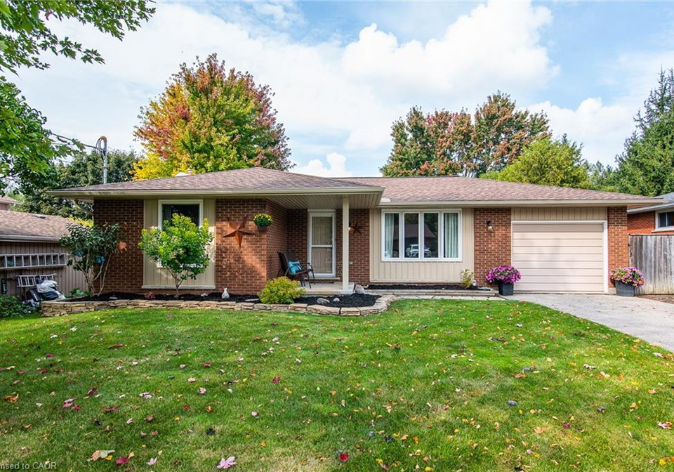 1099-henry-street-wellesley-ontario-40772606